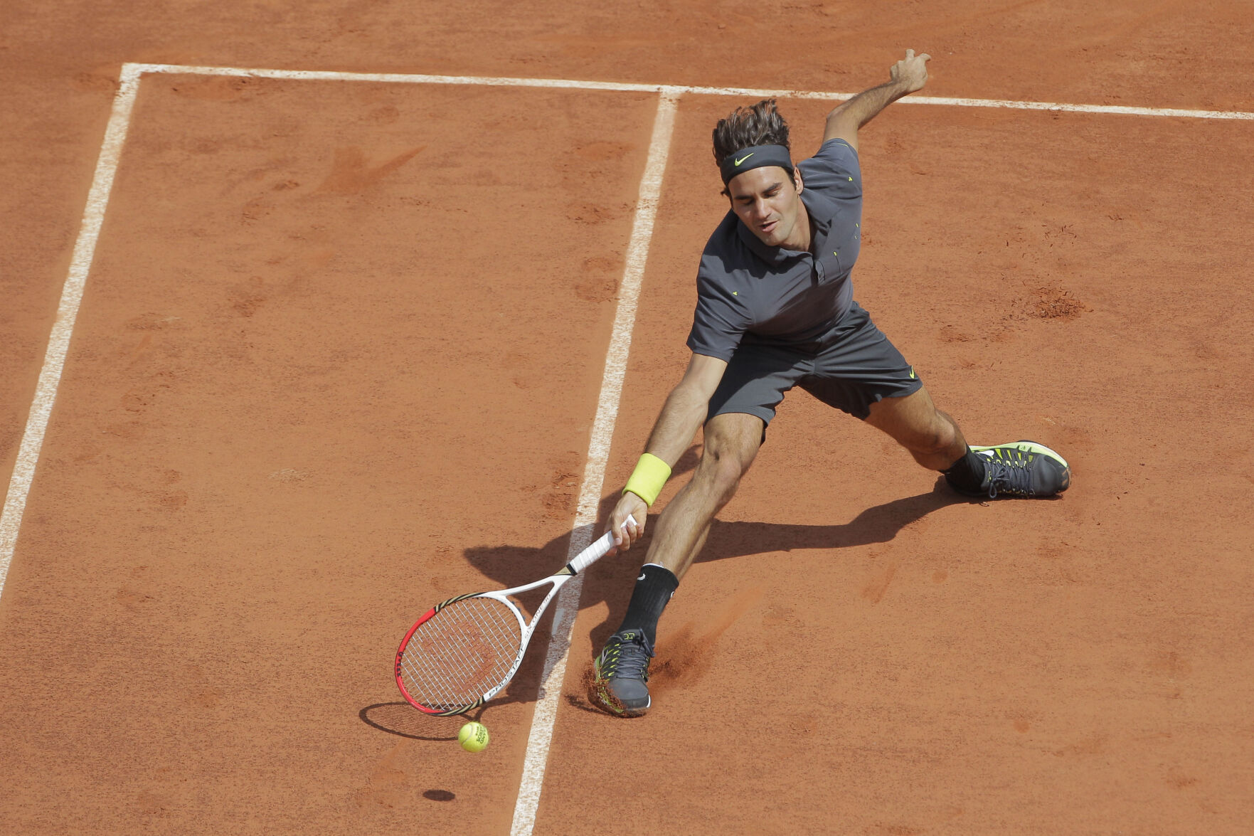 2012: Roger Federer breaks Jimmy Connors’ Open era record of 233 Grand Slam match wins